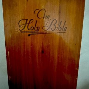 Vintage Bible in handmade wood box pre-owned